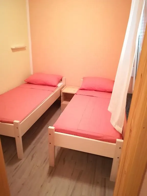 ** Vendégház Cinema House Single & Double Rooms & Studio Apartments Póla Horvátország